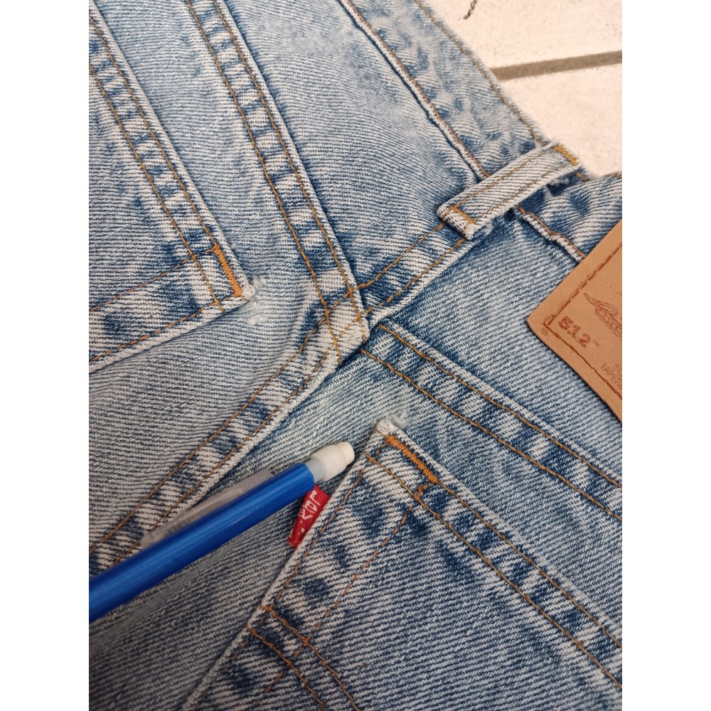 Levi's 512 Slim Fit Tapered Leg Women's Jeans Light Wash Size 7 Medium - Picture 9 of 10